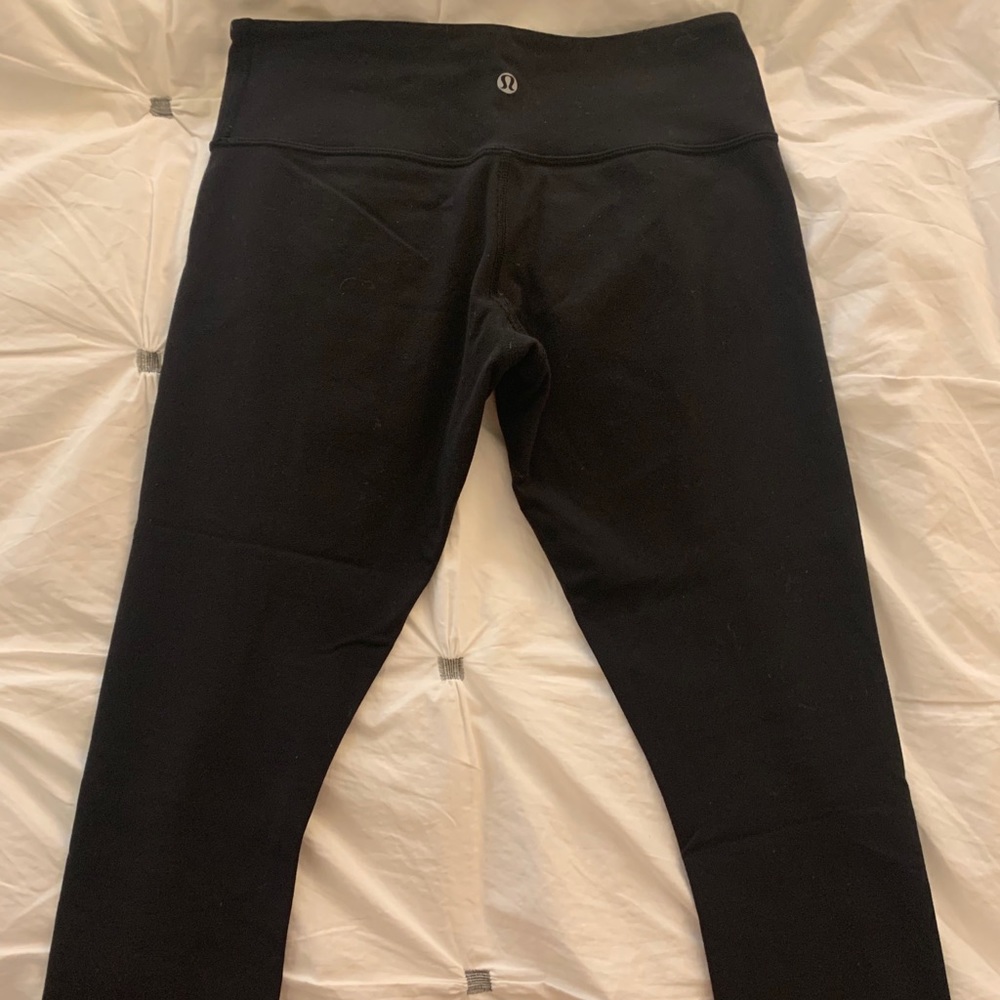 Lululemon Wunder Under Capri Leggings